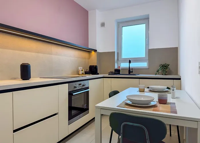 Cozy Cityscape Blush Pink, Cozy Modern Brașov